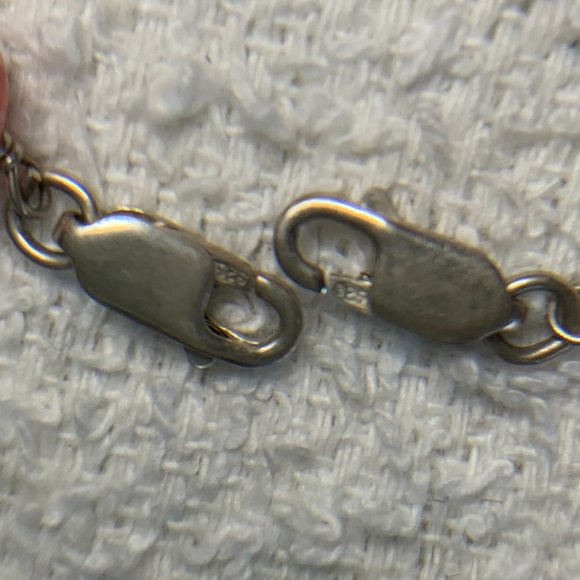 .925 Sterling Glass Bead Necklace & Bracelet Set. (304) - Picture 4 of 4